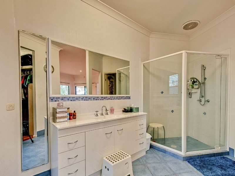 34 Jasmine Crescent, Shailer Park QLD 4128