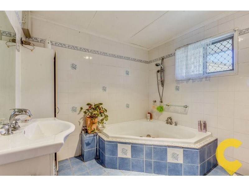 13 Monmouth Street, Eagleby QLD 4207