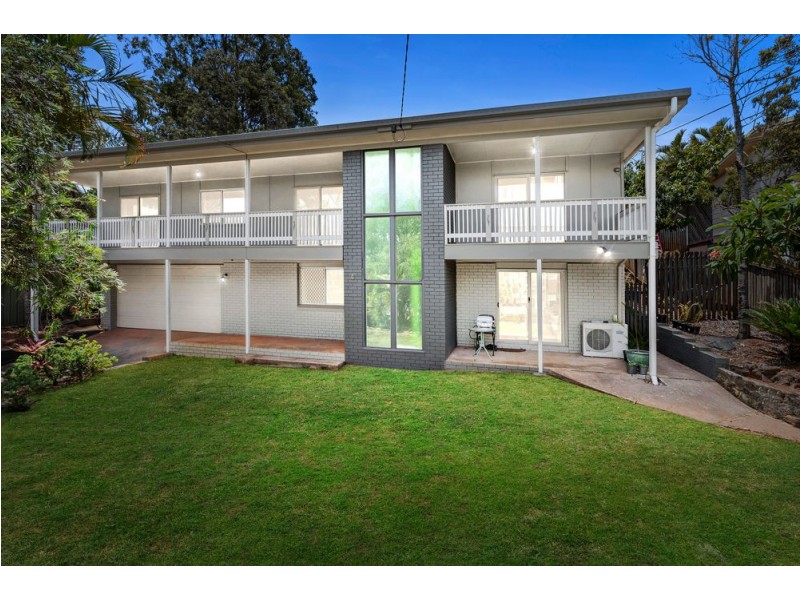 4 Mansfield Street, Kingston QLD 4114