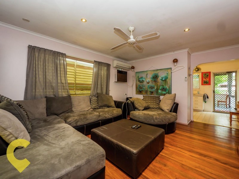18 Darren Drive, Slacks Creek QLD 4127