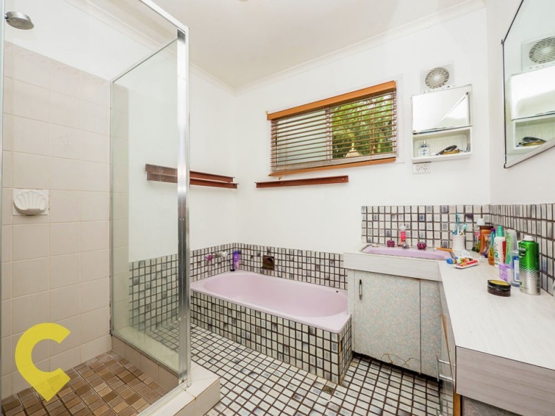 18 Darren Drive, Slacks Creek QLD 4127