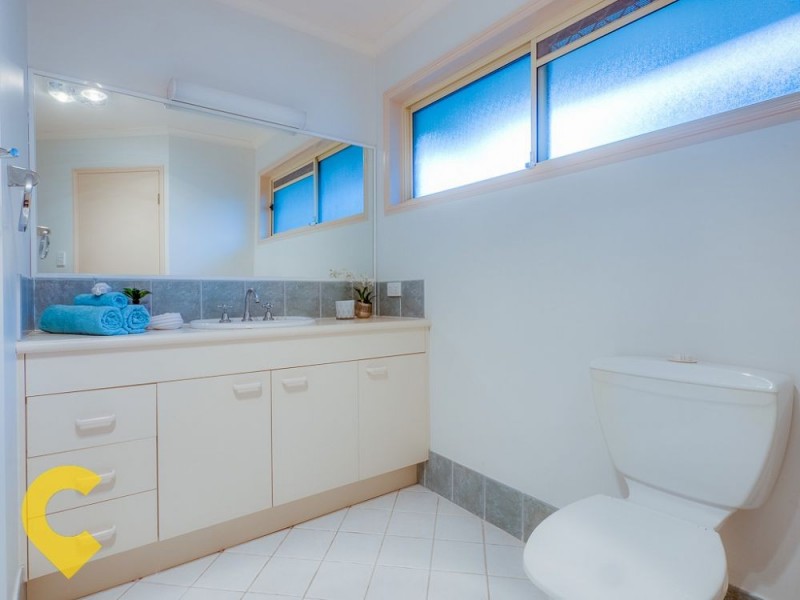 4 Cameron Court, Daisy Hill QLD 4127