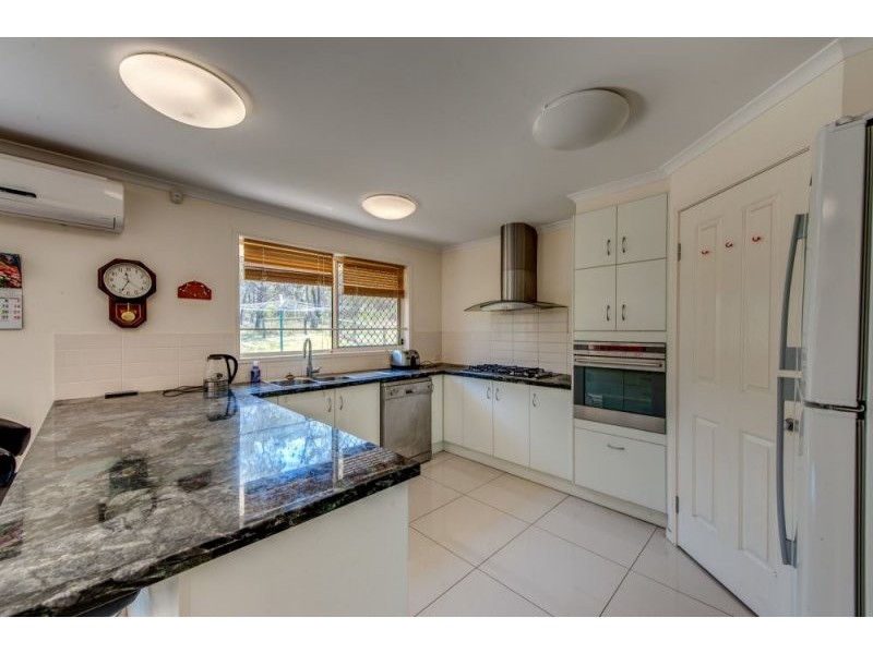 40-48 Woodend Ct, Park Ridge QLD 4125