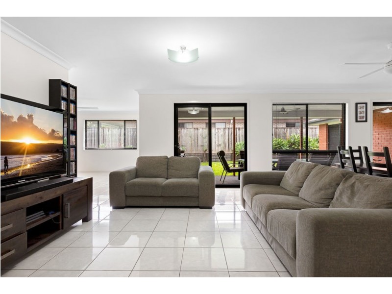 45 Jarvis Road, Waterford QLD 4133