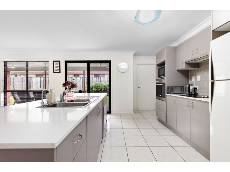 45 Jarvis Road, Waterford QLD 4133