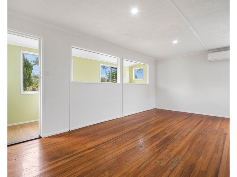 27 Macarthur Crescent, Slacks Creek QLD 4127