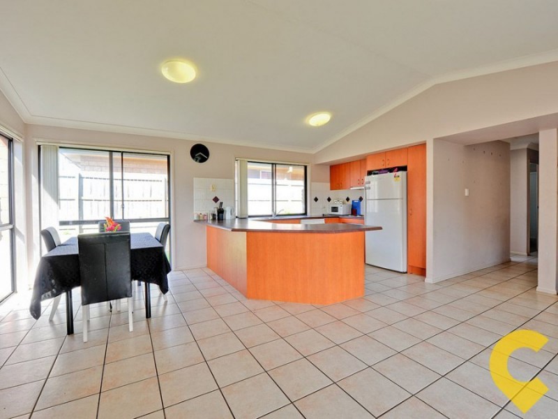 14 Selina Court, Marsden QLD 4132