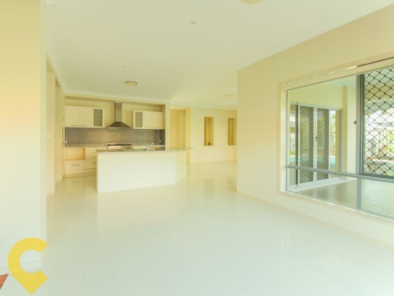 20 Temple Island Cct, Oxenford QLD 4210