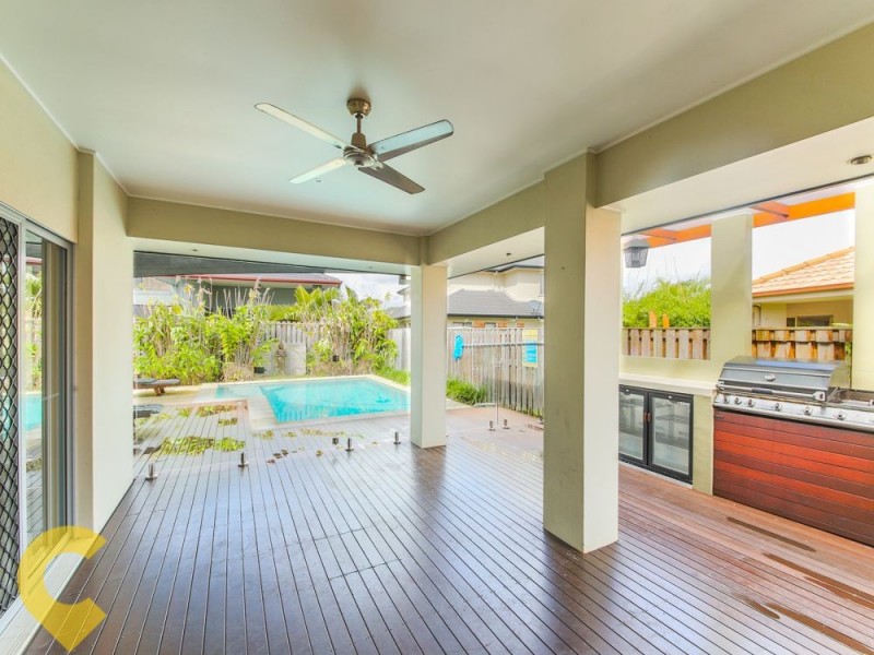 20 Temple Island Cct, Oxenford QLD 4210
