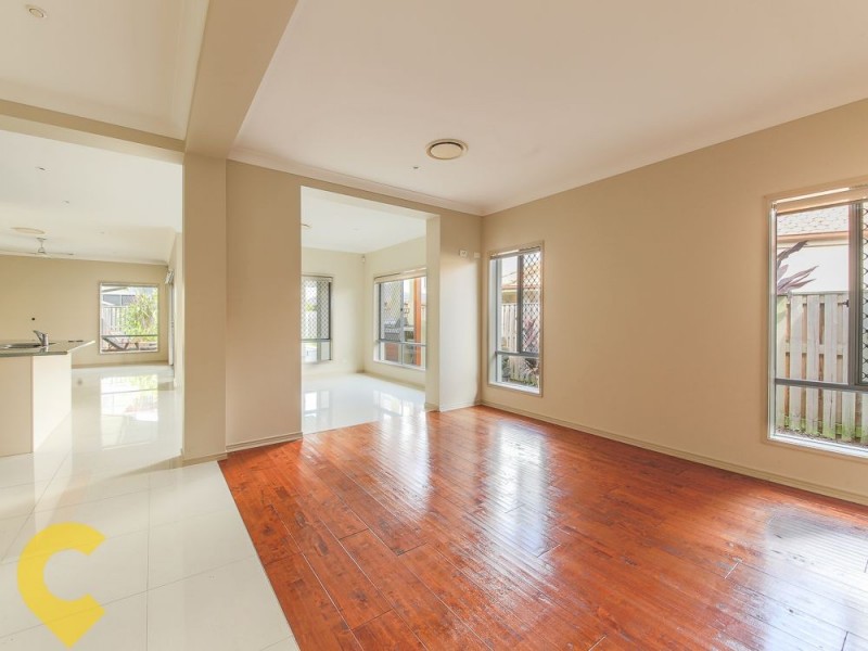 20 Temple Island Cct, Oxenford QLD 4210