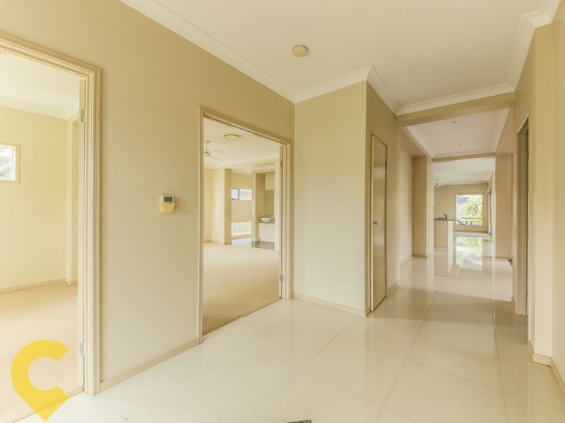 20 Temple Island Cct, Oxenford QLD 4210