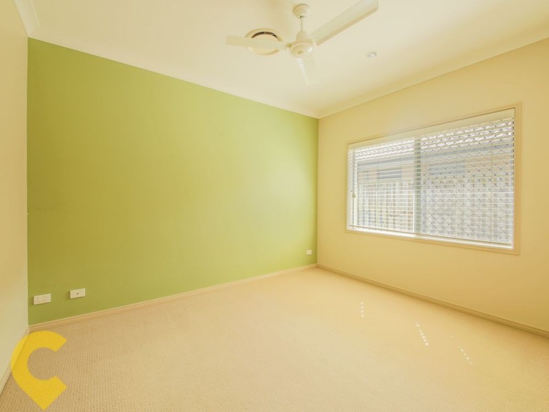 20 Temple Island Cct, Oxenford QLD 4210