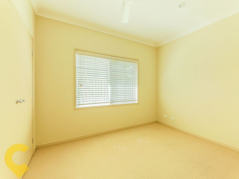 20 Temple Island Cct, Oxenford QLD 4210