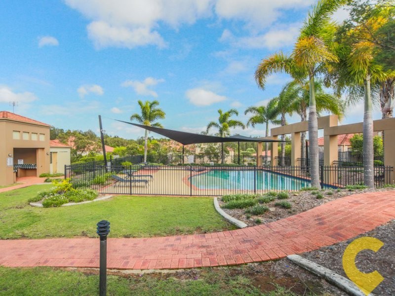 57/24 Amsonia Court, Arundel QLD 4214