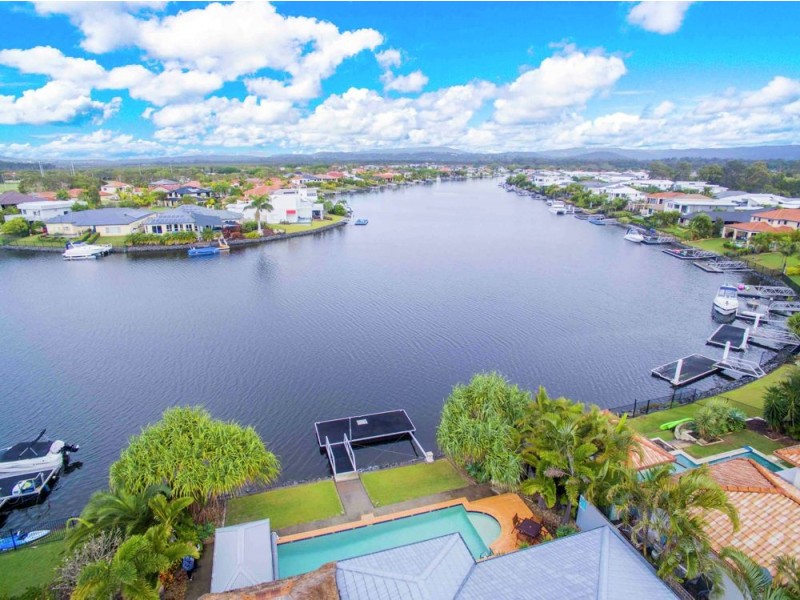 58 The Peninsula, Helensvale QLD 4212