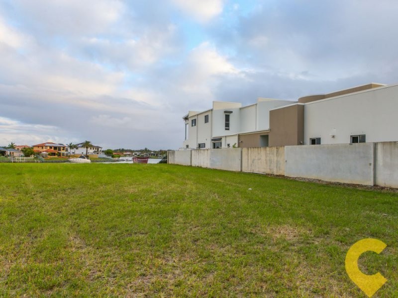 130 The Peninsula, Helensvale QLD 4212