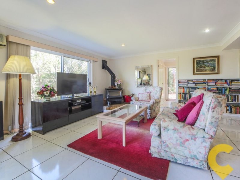 24 Taperoo Court, Yatala QLD 4207