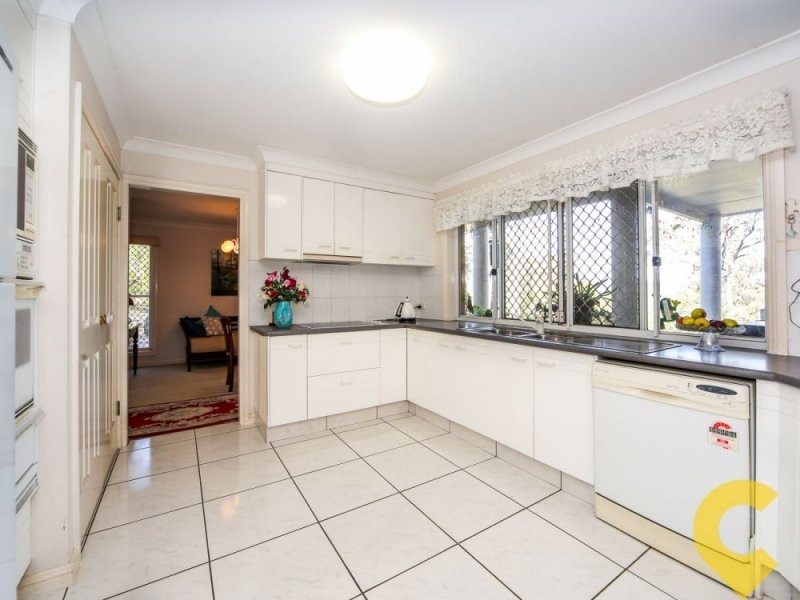 24 Taperoo Court, Yatala QLD 4207
