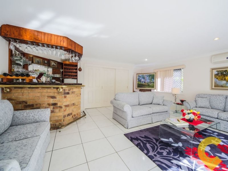 24 Taperoo Court, Yatala QLD 4207