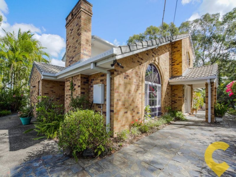 24 Taperoo Court, Yatala QLD 4207