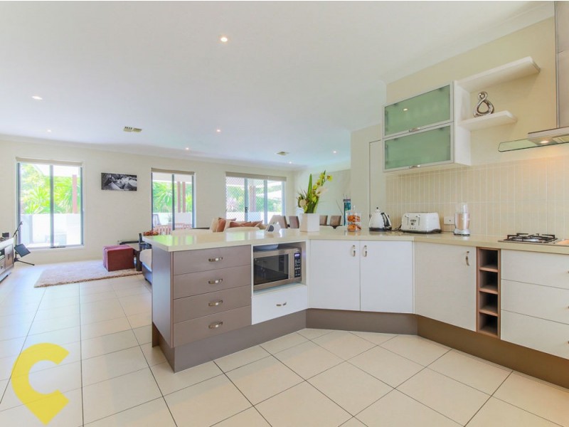 18 Rose Valley Drive, Upper Coomera QLD 4209