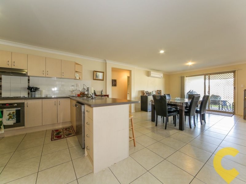 25 Shannonbrook Grove, Oxenford QLD 4210