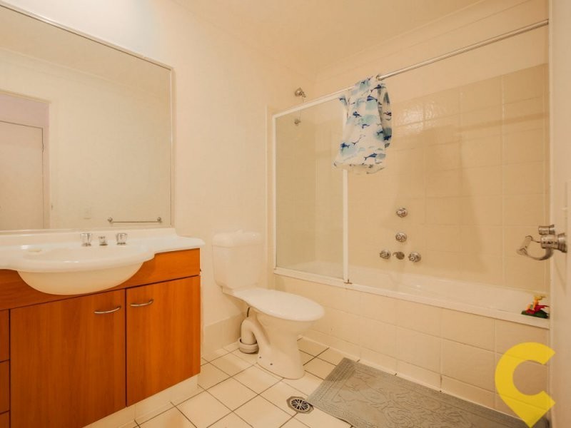 82/24 Amsonia Court, Arundel QLD 4214