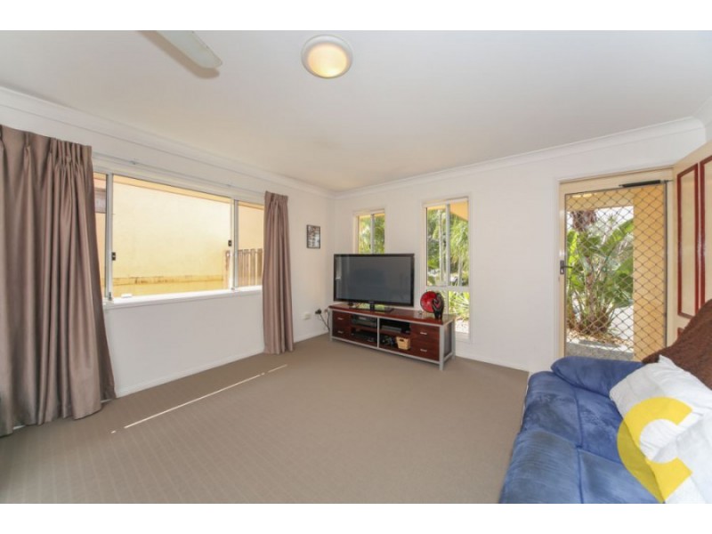 22 Drysdale Lane, Parkwood QLD 4214