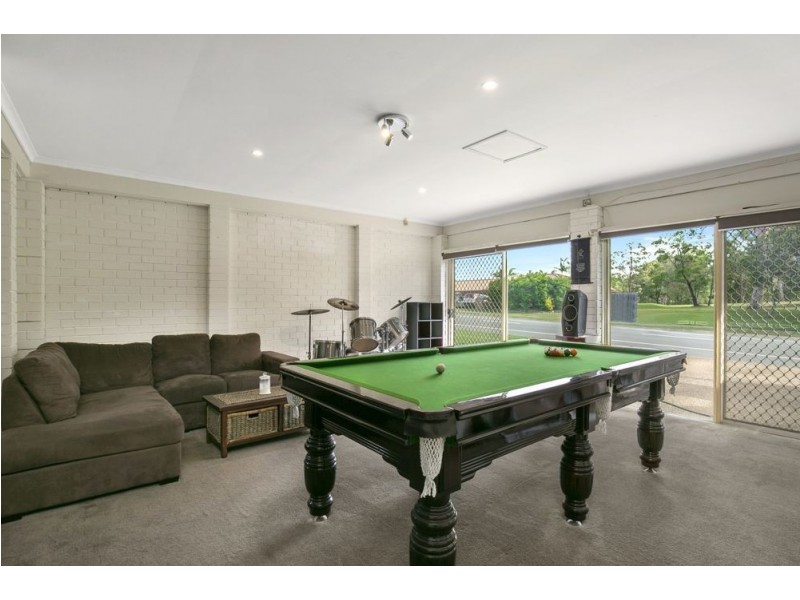 49 Mildura Drive, Helensvale QLD 4212