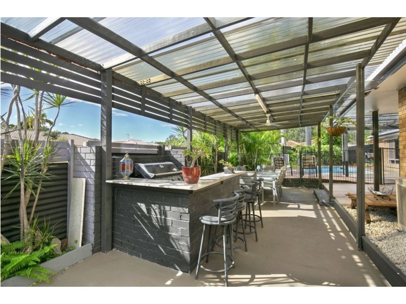 49 Mildura Drive, Helensvale QLD 4212