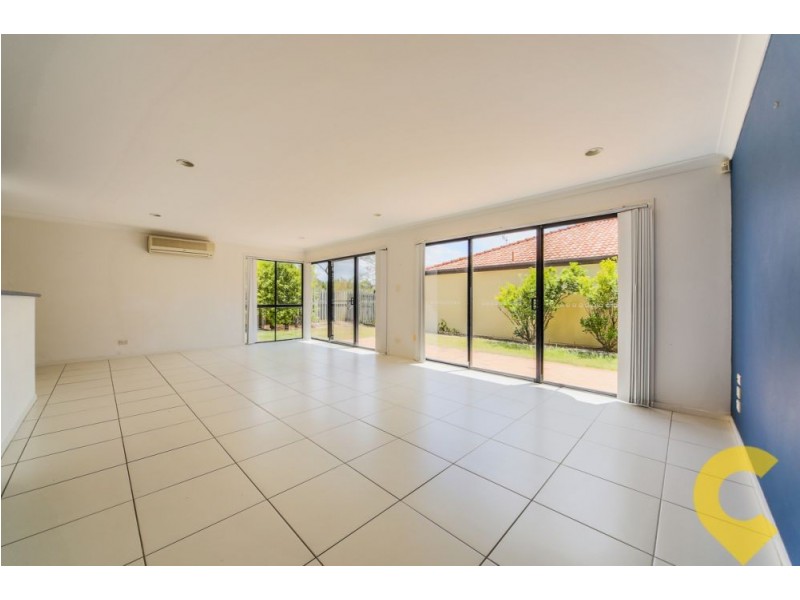 19 Amsonia Court, Arundel QLD 4214