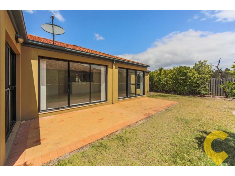 19 Amsonia Court, Arundel QLD 4214