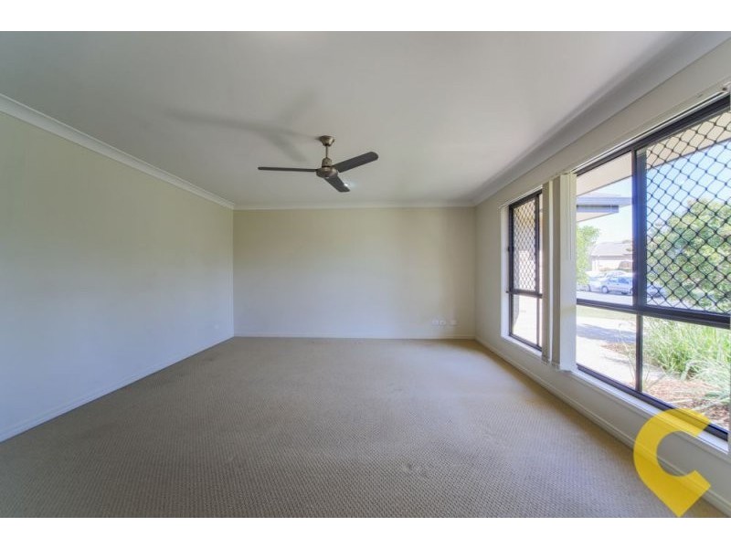 27 Shawnee Cres, Pimpama QLD 4209