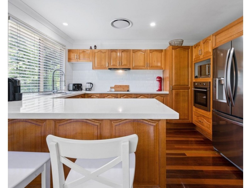 14 Bellona Court, Pacific Pines QLD 4211