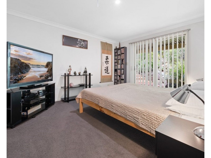 14 Bellona Court, Pacific Pines QLD 4211