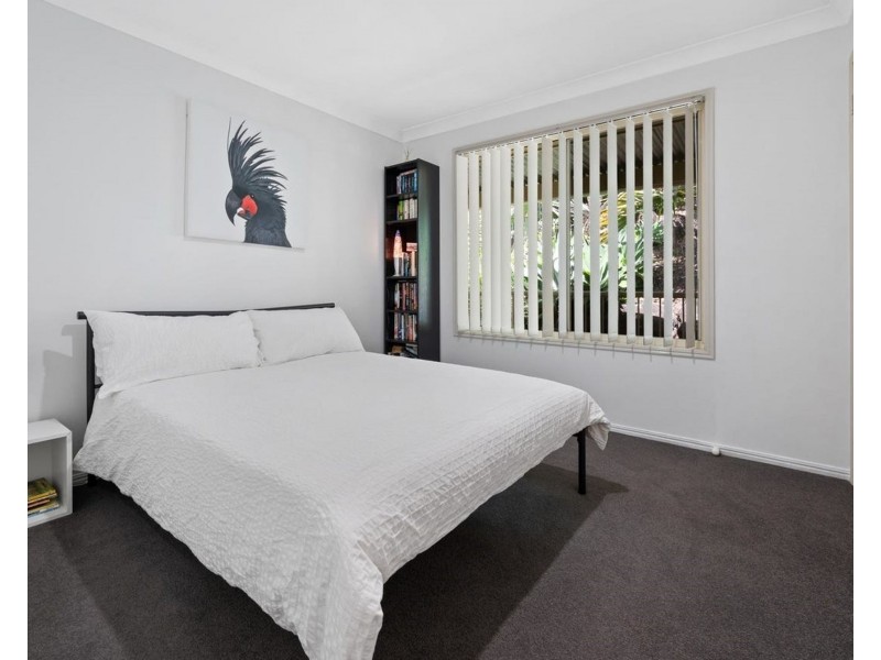 14 Bellona Court, Pacific Pines QLD 4211