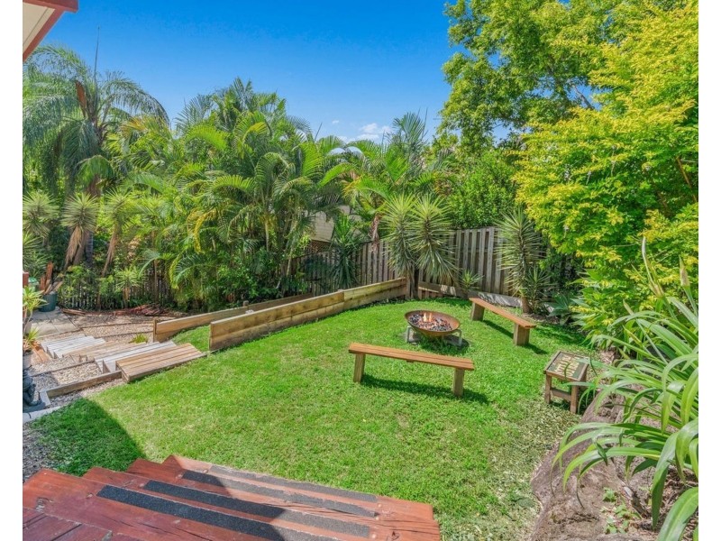 14 Bellona Court, Pacific Pines QLD 4211