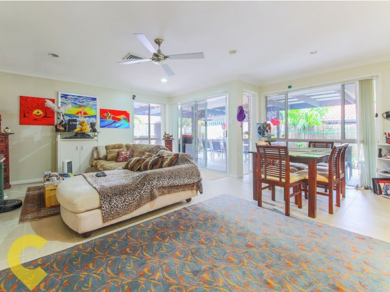 19 Inverness Way, Parkwood QLD 4214