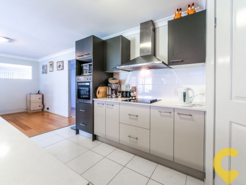 8 Achievement Drive, Ormeau QLD 4208