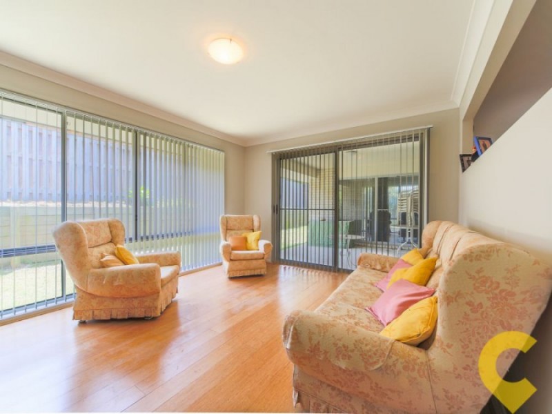 8 Achievement Drive, Ormeau QLD 4208