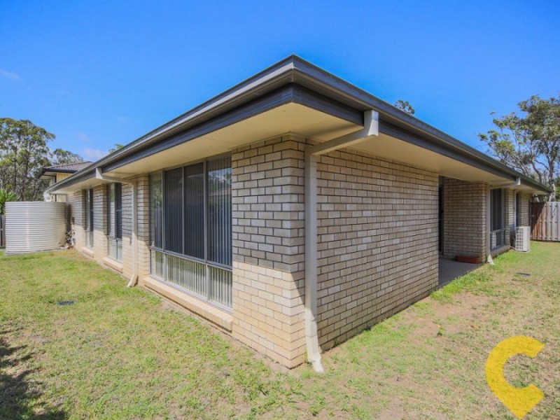 8 Achievement Drive, Ormeau QLD 4208