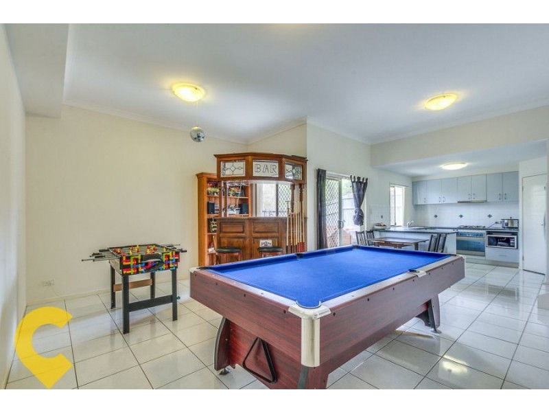 10 Yarraman Chase, Waterford QLD 4133