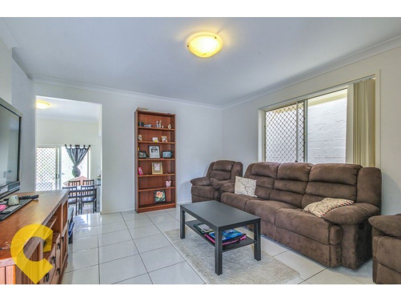 10 Yarraman Chase, Waterford QLD 4133