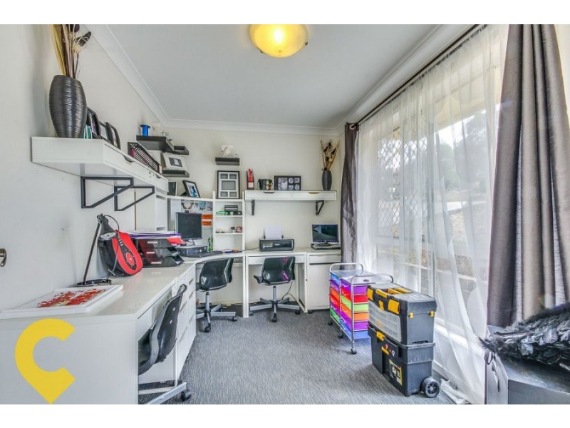 10 Yarraman Chase, Waterford QLD 4133