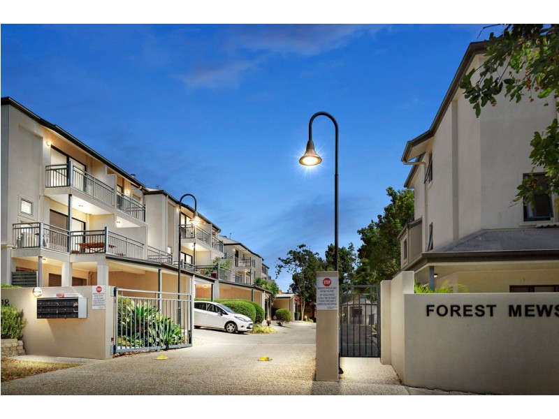 12/18 Geraldton Drive, Varsity Lakes QLD 4227