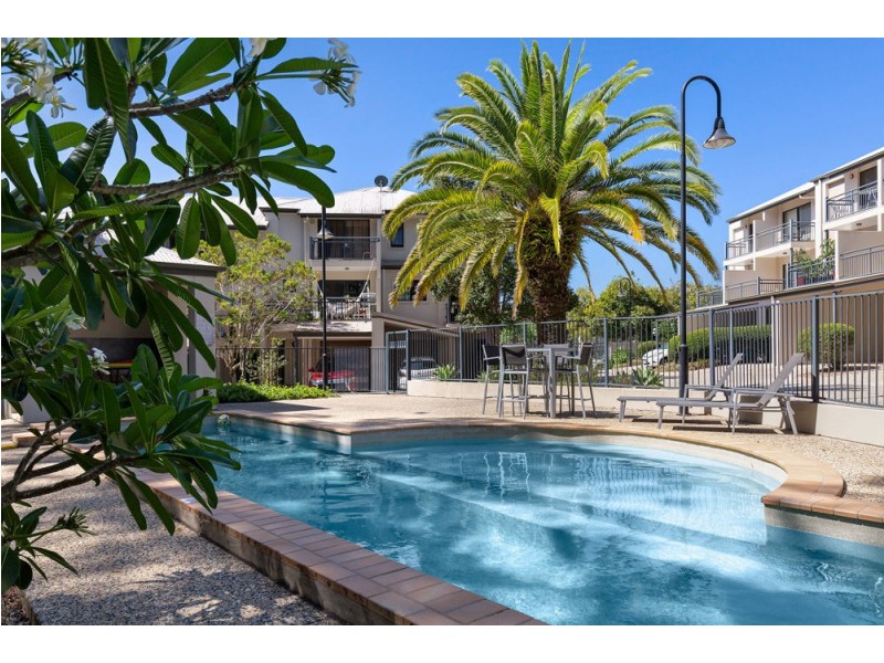 12/18 Geraldton Drive, Varsity Lakes QLD 4227