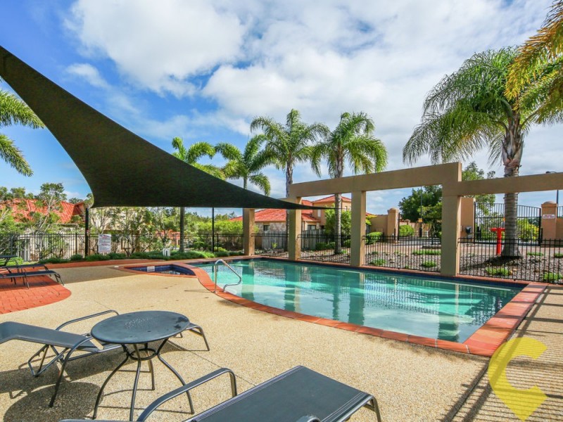 5/24 Amsonia Court, Arundel QLD 4214