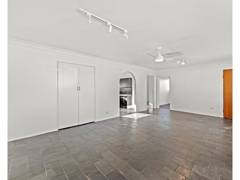 61 Warrener St, Nerang QLD 4211