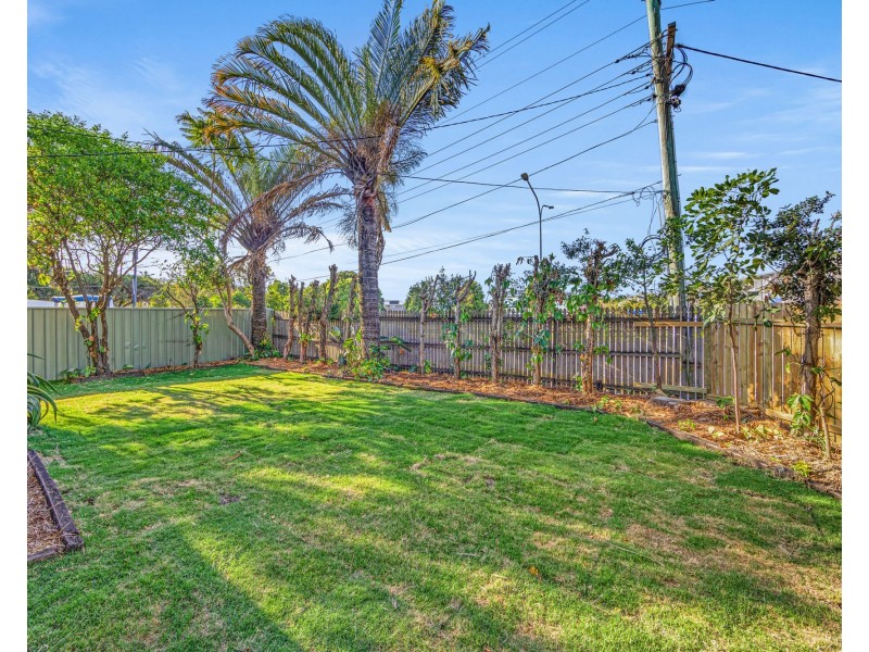 61 Warrener St, Nerang QLD 4211