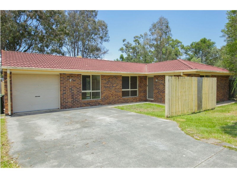 5 Maggie Ct, Edens Landing QLD 4207